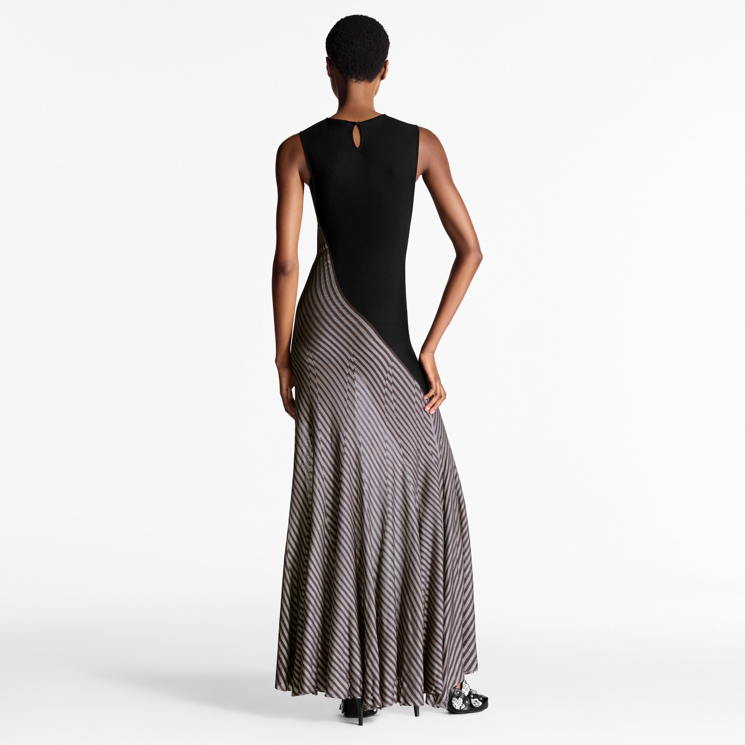 FITTED V NECK DRESS WITH TIE LOTUS LOVERS